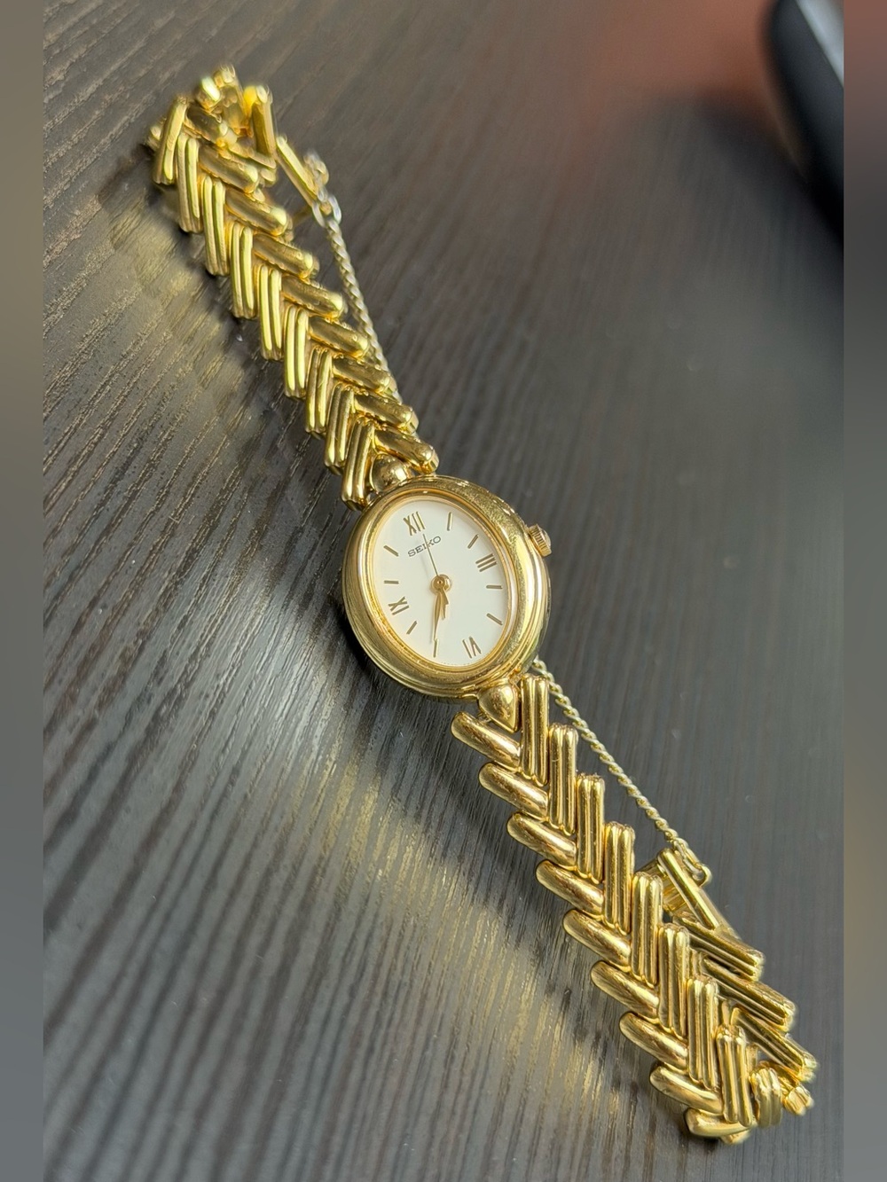 Vintage 1981 Seiko 1221-5930 Women’s Watch - Picture 5 of 7